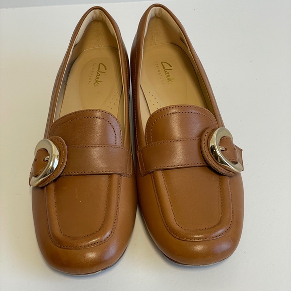 Clarks Shoes - Clarks Signature Women's Brown Leather Loafer Buckle Shoes Size 7.5